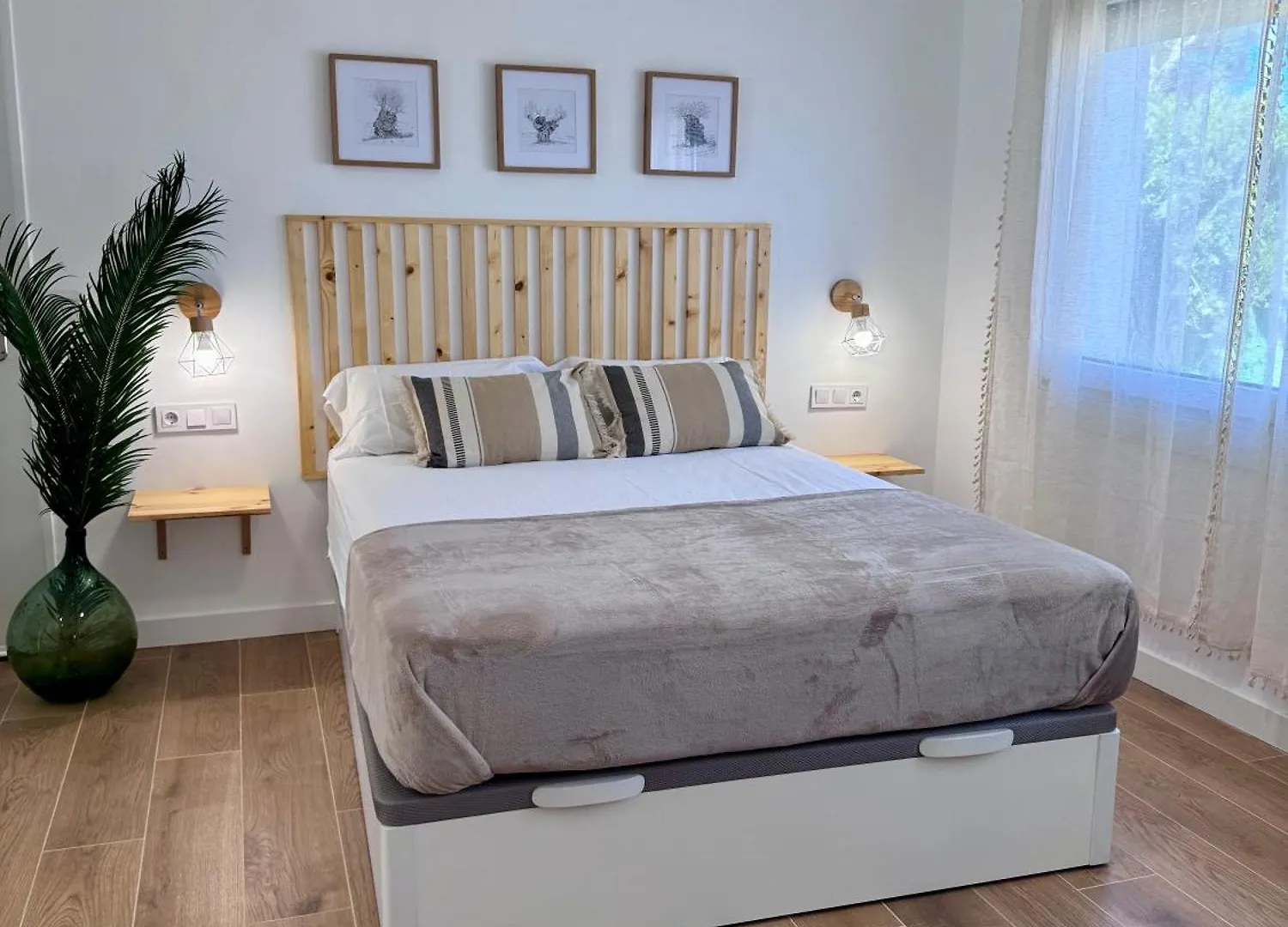 Apartament Gorgot 6P D Con Terraza Y Piscina Comunitaria Cerca De La Playa エンプリアブラバ アパート