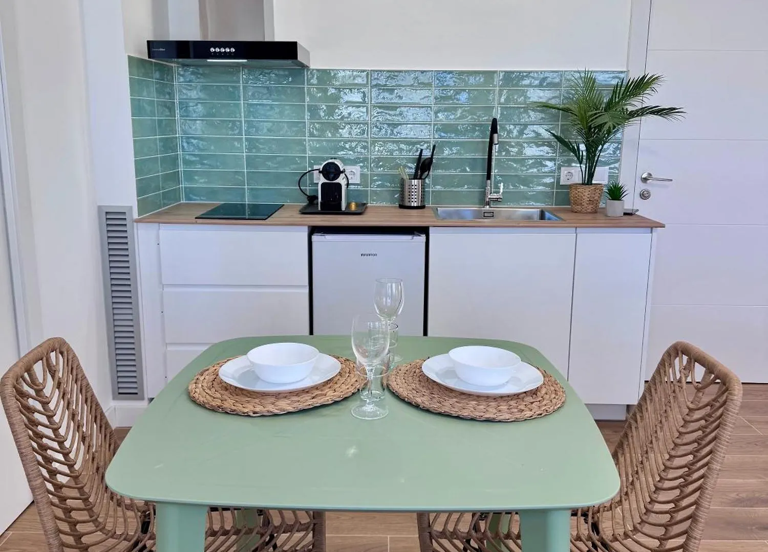 Apartament Gorgot 6P D Con Terraza Y Piscina Comunitaria Cerca De La Playa エンプリアブラバ