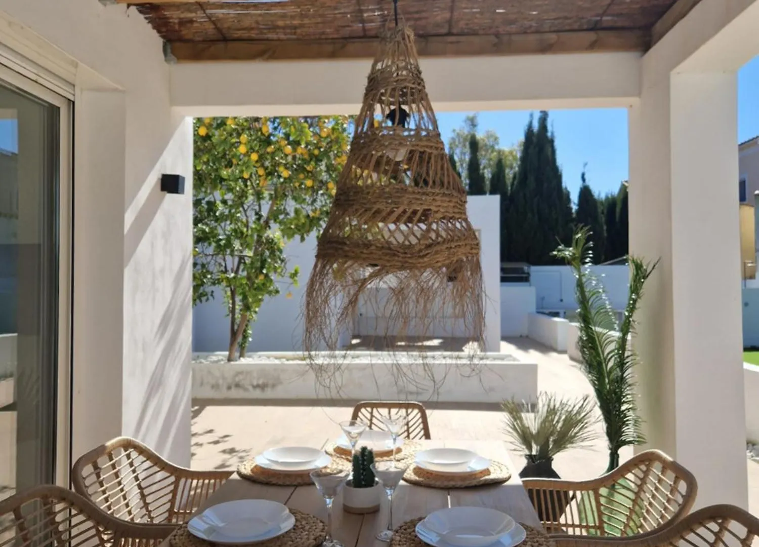 アパート Apartament Gorgot 6P D Con Terraza Y Piscina Comunitaria Cerca De La Playa エンプリアブラバ スペイン